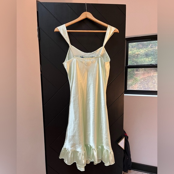Elegant light green Nightgown slip dress with Floral Embroidery Y2K Women’s S - Picture 2 of 2
